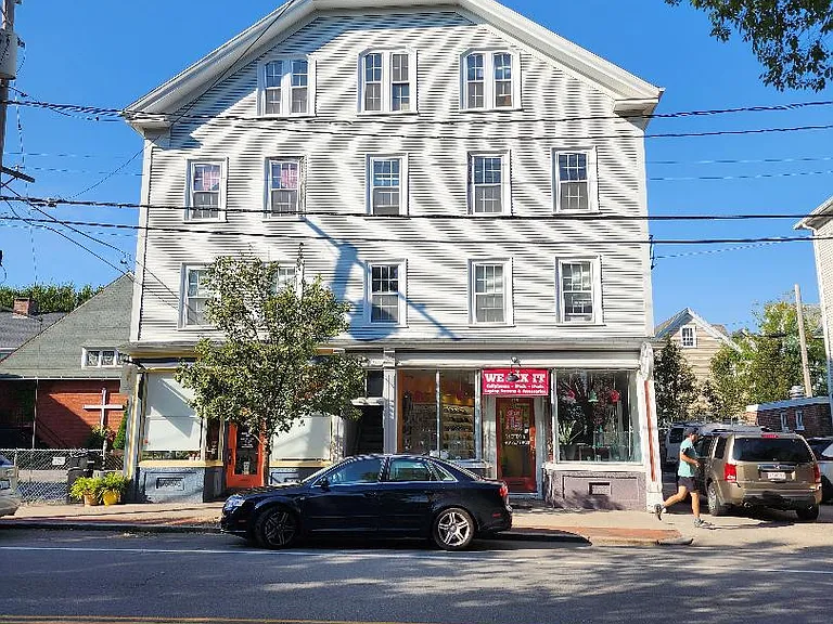 216 Wickenden St #4 — Photo 1