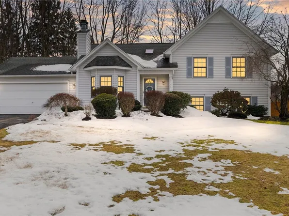 2164 Parrini Dr, Ontario, NY 14519