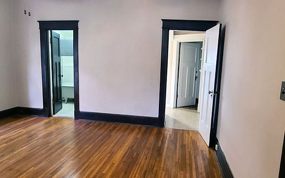 2nd image of 2217 Belmont Blvd #2A