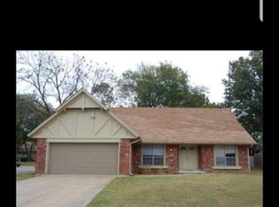 7054 E 71st Ct, Tulsa, OK 74133