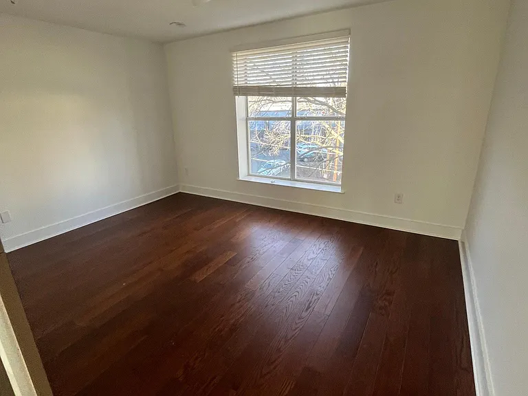 2038 Atherton Heights Ln — Photo 3