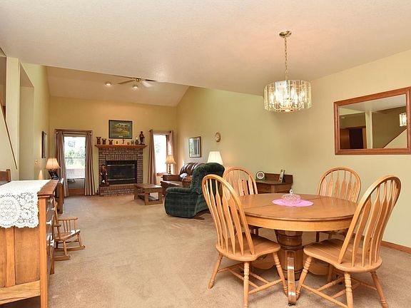 4th image of 2010 46th Ave Unit 60
