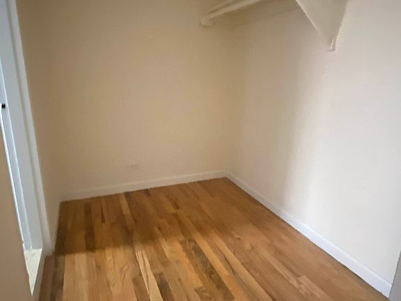 4th image of 6712 Yellowstone Blvd APT C19