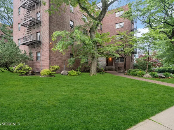 500 Linwood Drive #5H, Fort Lee, NJ 07024