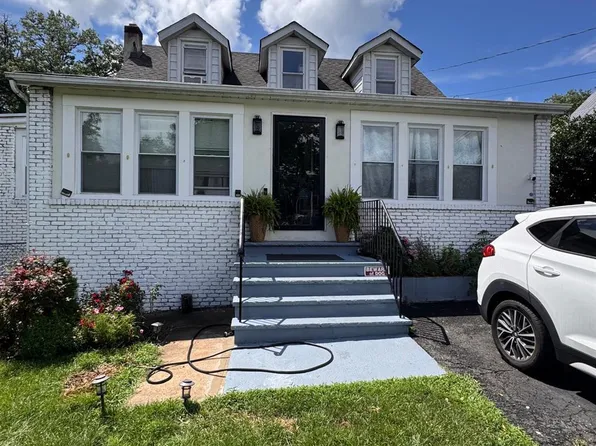94 Leghorn Ave, Bridgewater, NJ 08807