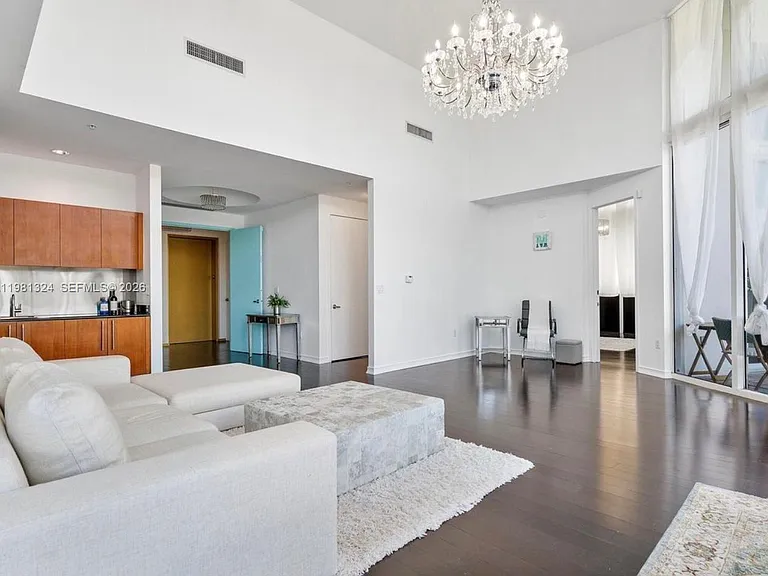 18101 Collins Ave #401 — Photo 8