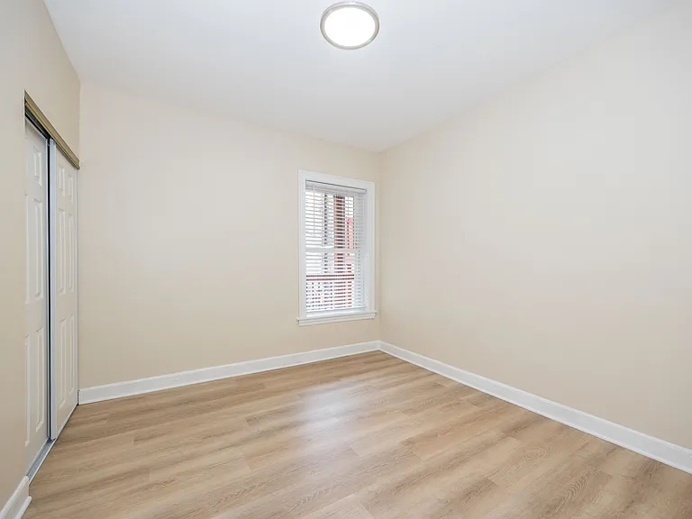 852 W Agatite Ave #2 — Photo 6