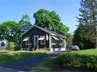 98 Promenade St, Barrington, RI 02806