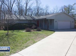 13806 Rengel Dr, Bloomington, IL 61705