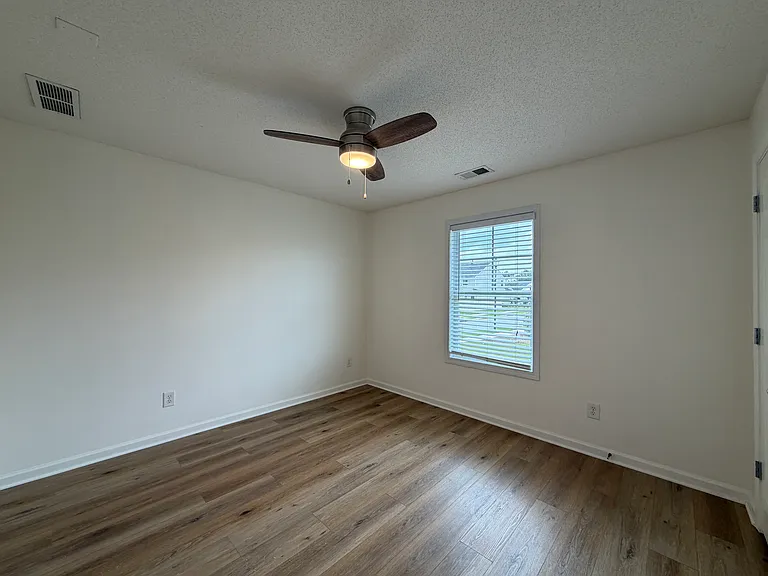 3892 Plymouth Rock Dr — Photo 19