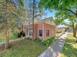 2578 Elm St, River Grove, IL 60171