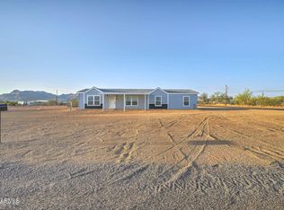 833 W Tepee St, Apache Junction, AZ 85120