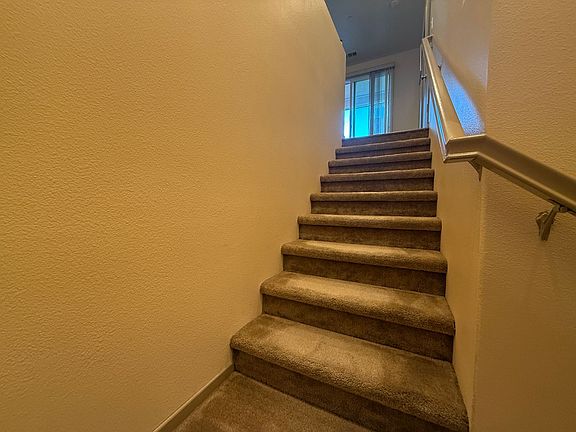 5th image of 1718 Presidio Pl Unit 1