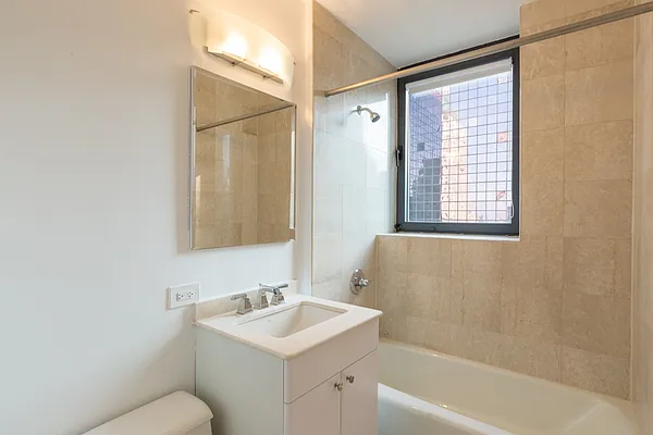 Rented by Stonehenge NYC LLC | media 65