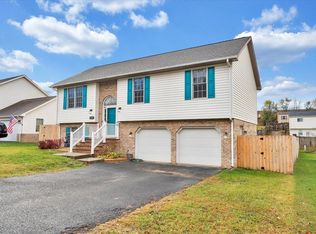 4316 Quail Dr NW, Roanoke, VA 24017