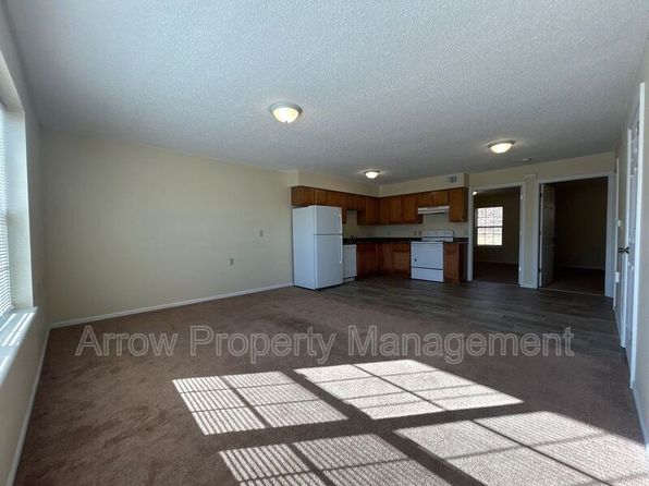 1015 W 14th St #1
