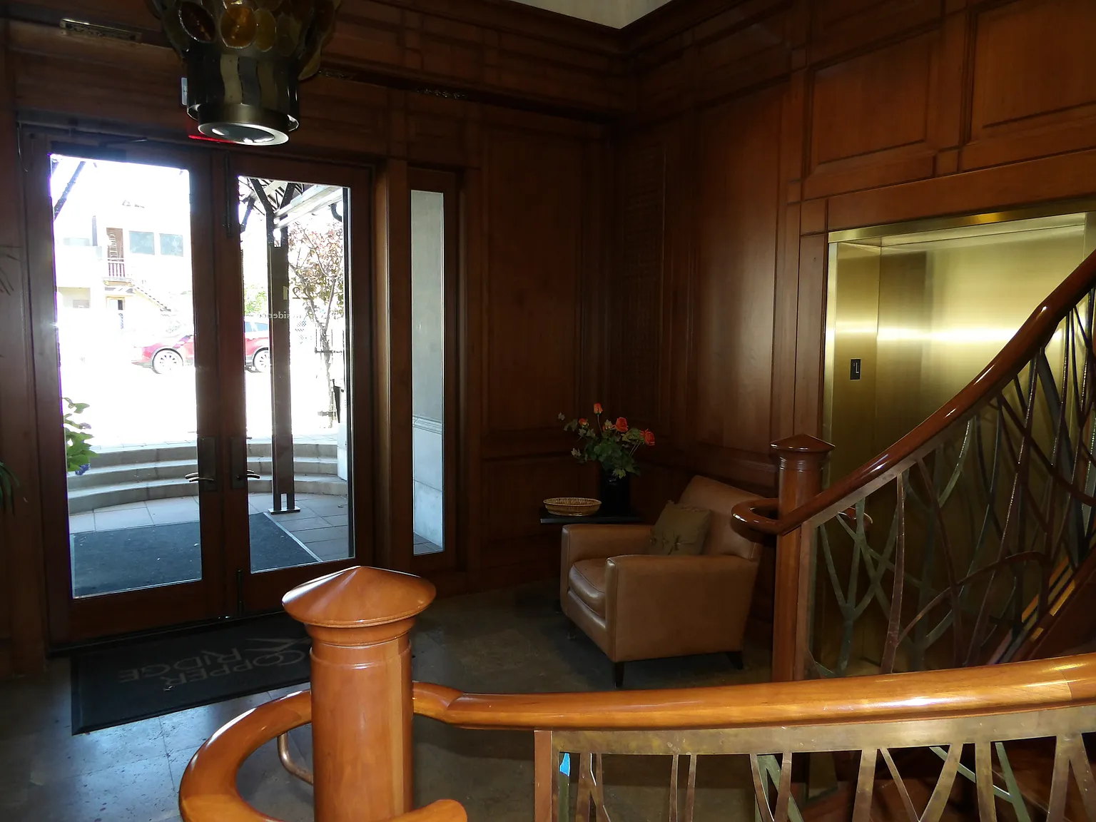 3 bed, 3.5 bath, 2000 sqft, $9,500 — Photo 4