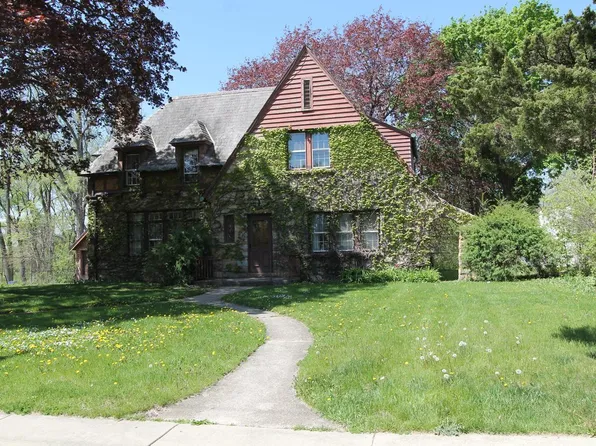 457 South Kane STREET, Burlington, WI 53105