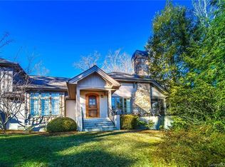 22 Trailside Rd, Brevard, NC 28712