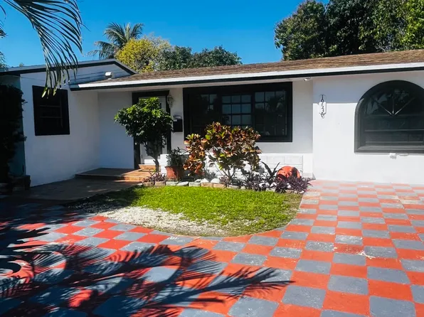 19530 NW 11th Ave, Miami Gardens, FL 33169