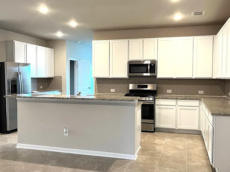 9223 Grand Western — Photo 5