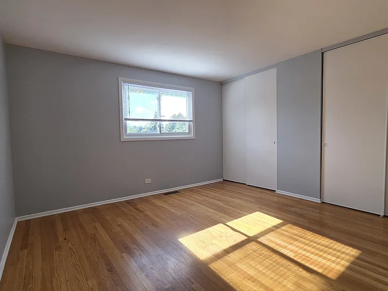 553 W Park Ave #D — Photo 9
