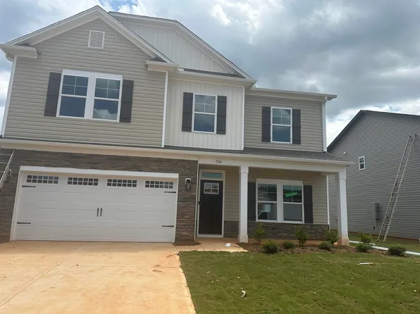 704 Gilgal Ln, Wellford, SC 29385