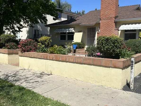 14757 Sylvan St, Van Nuys, CA 91411