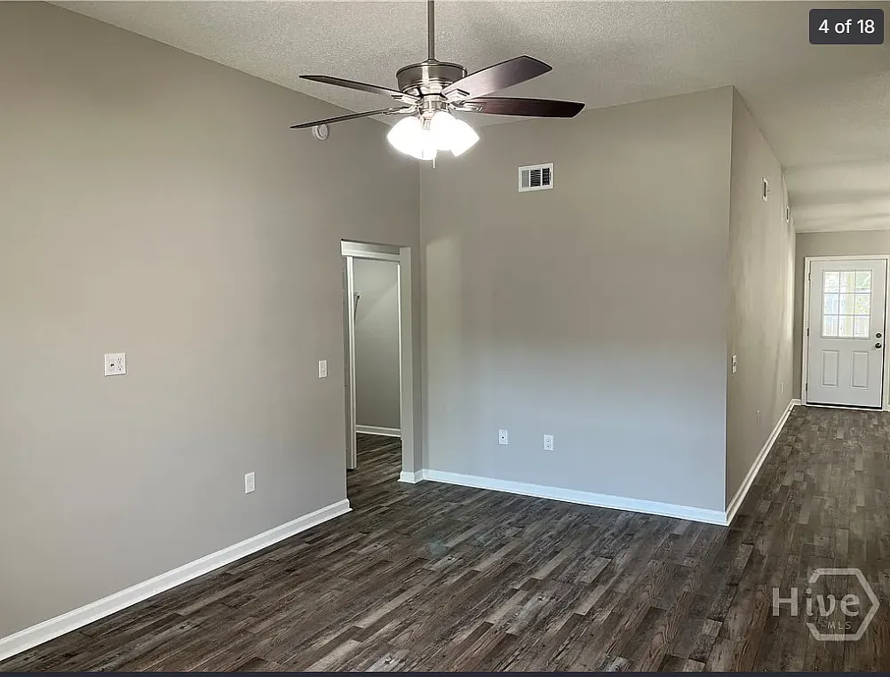 Building Photo - 4002 Winfield Dr