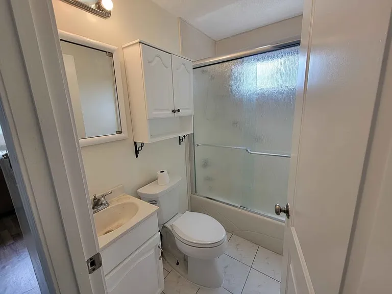 42 Madison St — Photo 7