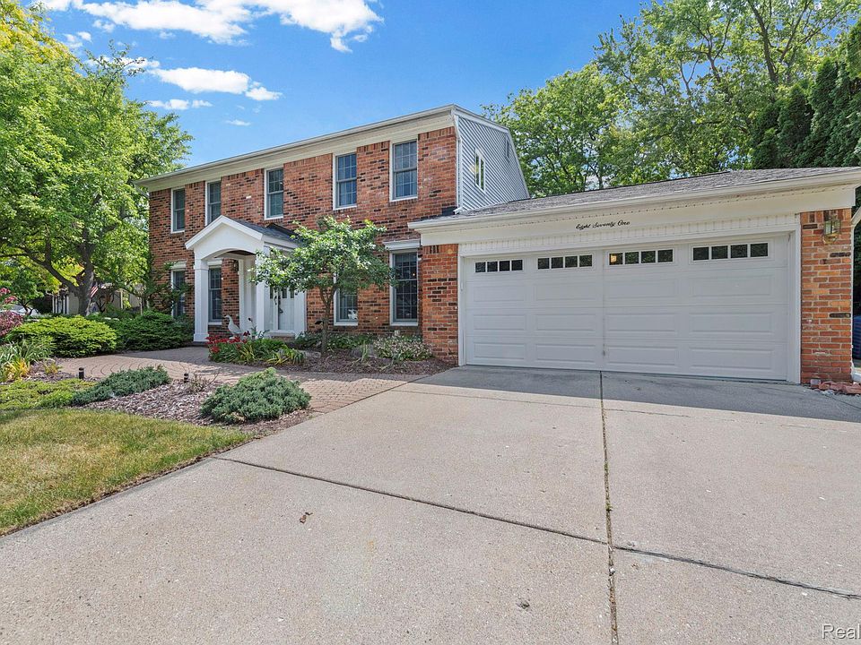 1st image of 871 Spartan Dr