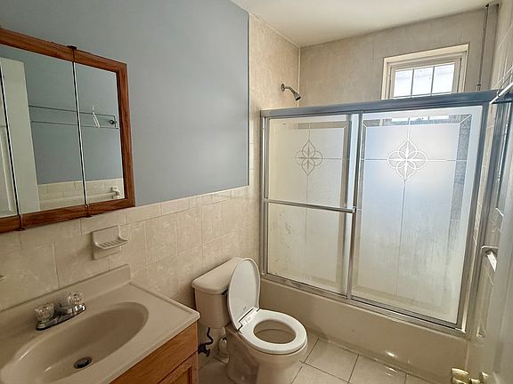 3rd image of 170-29 93rd Ave Floor 2