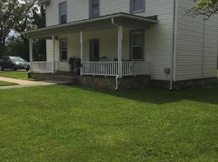 8304 E Main St, Marshall, VA 20115