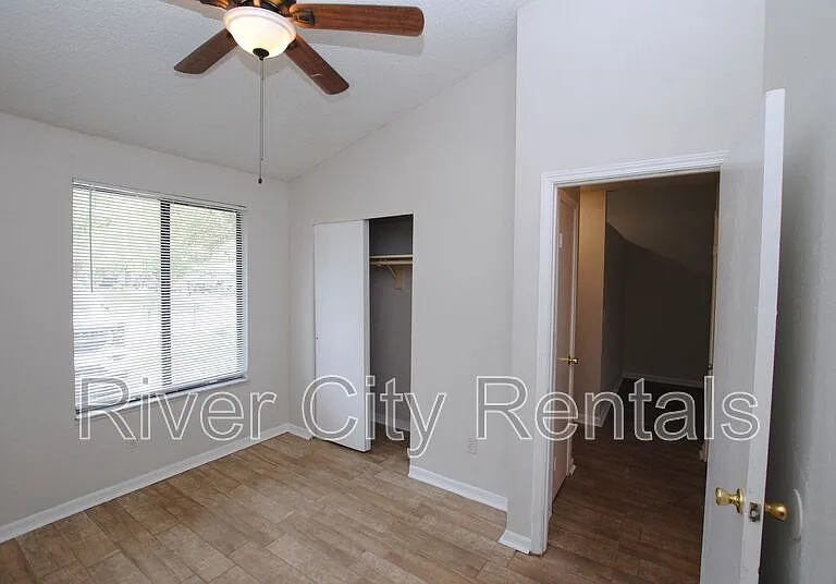 2443 N Seabury Pl — Photo 11