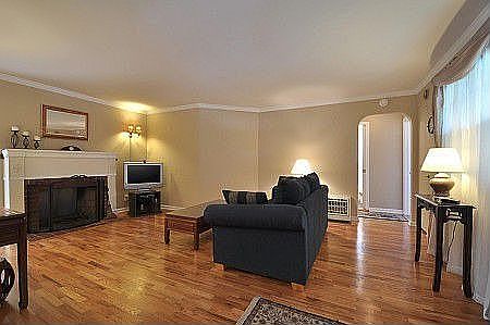 3rd image of 15231 Herring Ave