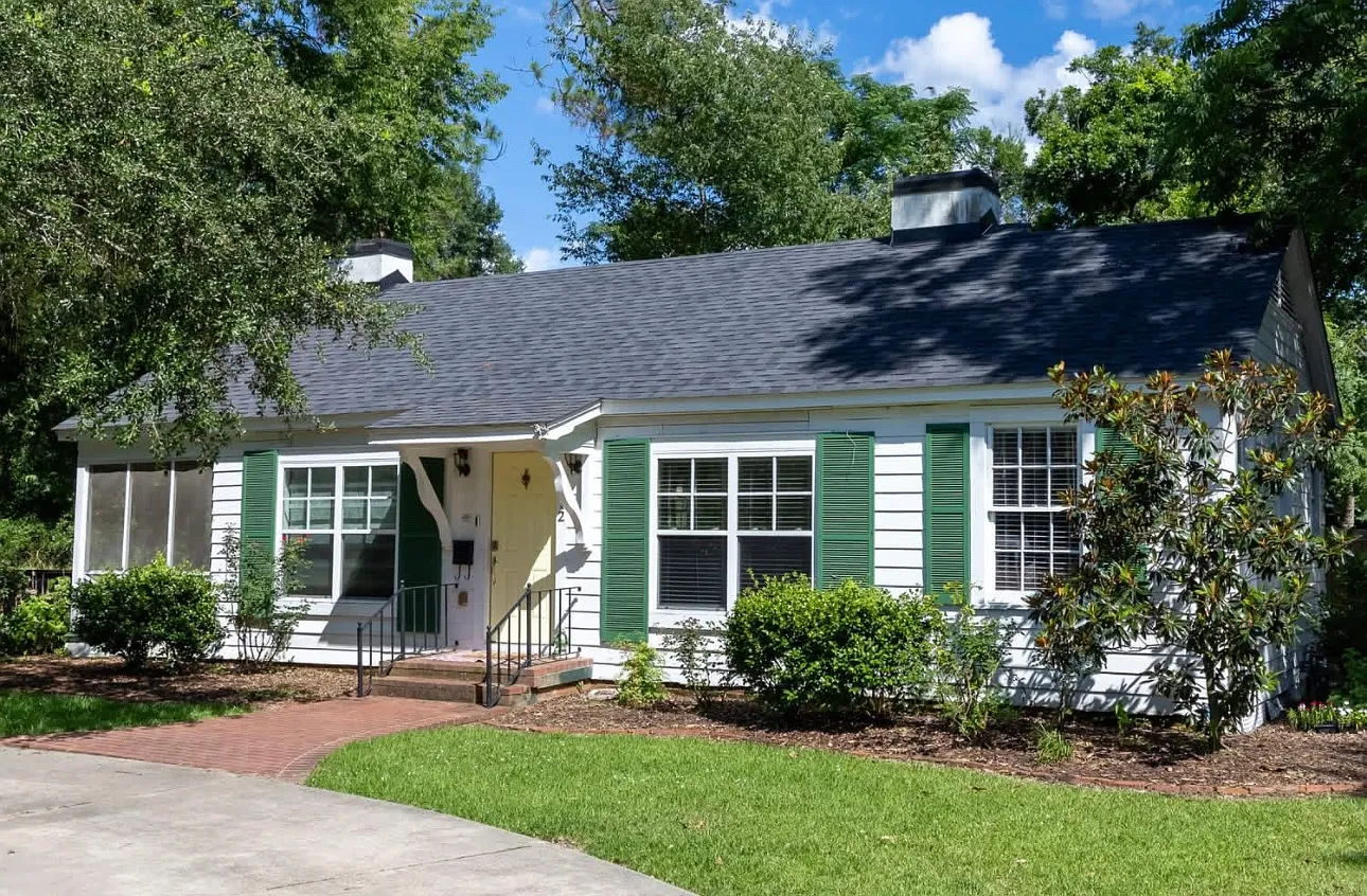 2 bed, 1177 sqft, $2,750 — Photo 4