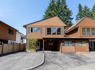 2719 Saint Michael St #6, Pt Coquitlam, BC V3B 5R4
