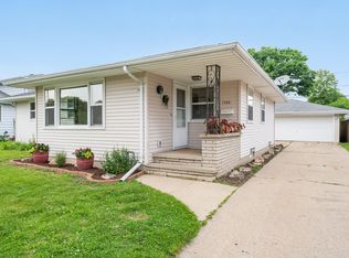 1500 E Lindbergh St, Appleton, WI 54911