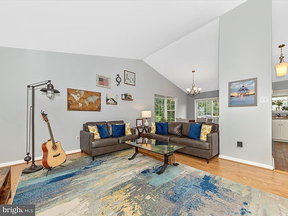 5th image of 11208 Kent Ct