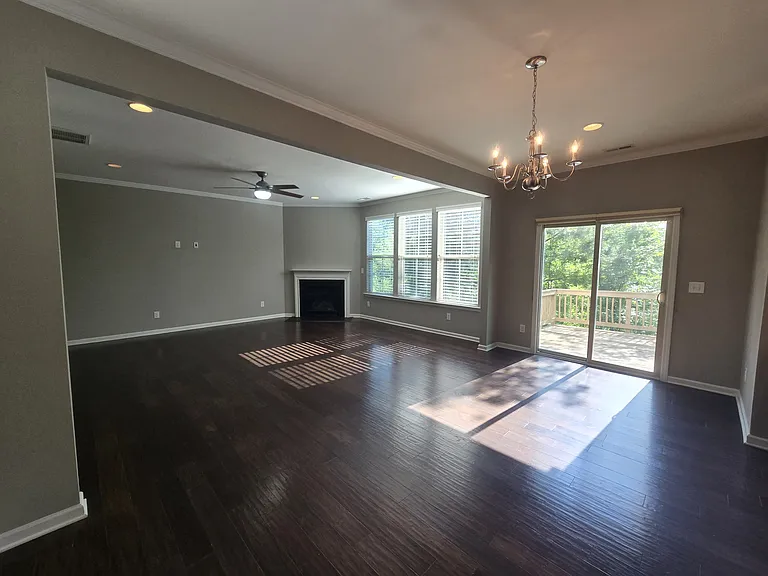 3917 Valley Side Ct — Photo 9