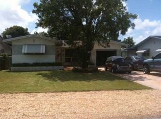 2854 Dewey St, Hollywood, FL 33020