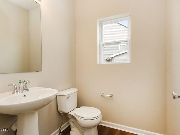 3rd image of 6647 Dutton Trail Dr SE