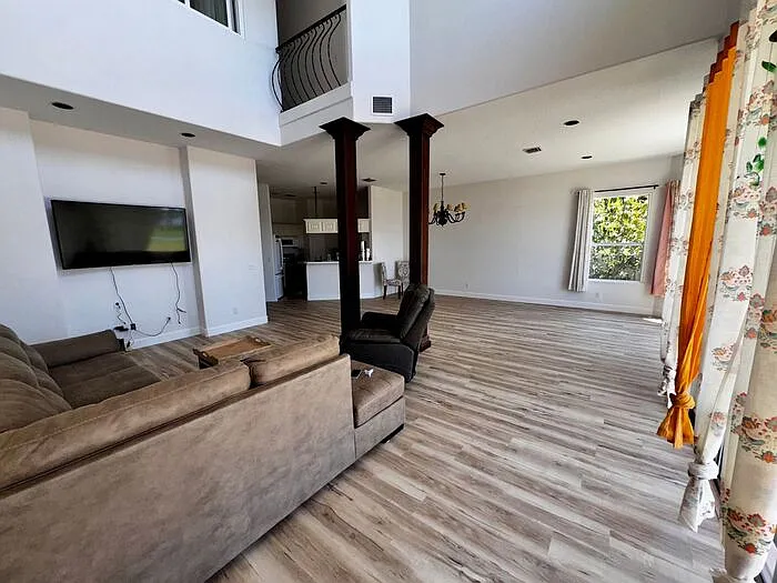 7200 Bay Club Way — Photo 13