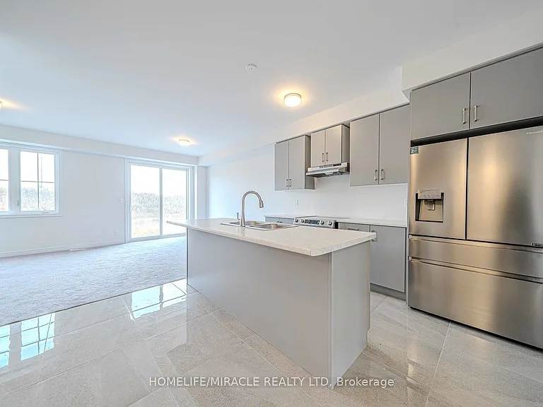 1054 Lockie Dr — Photo 14
