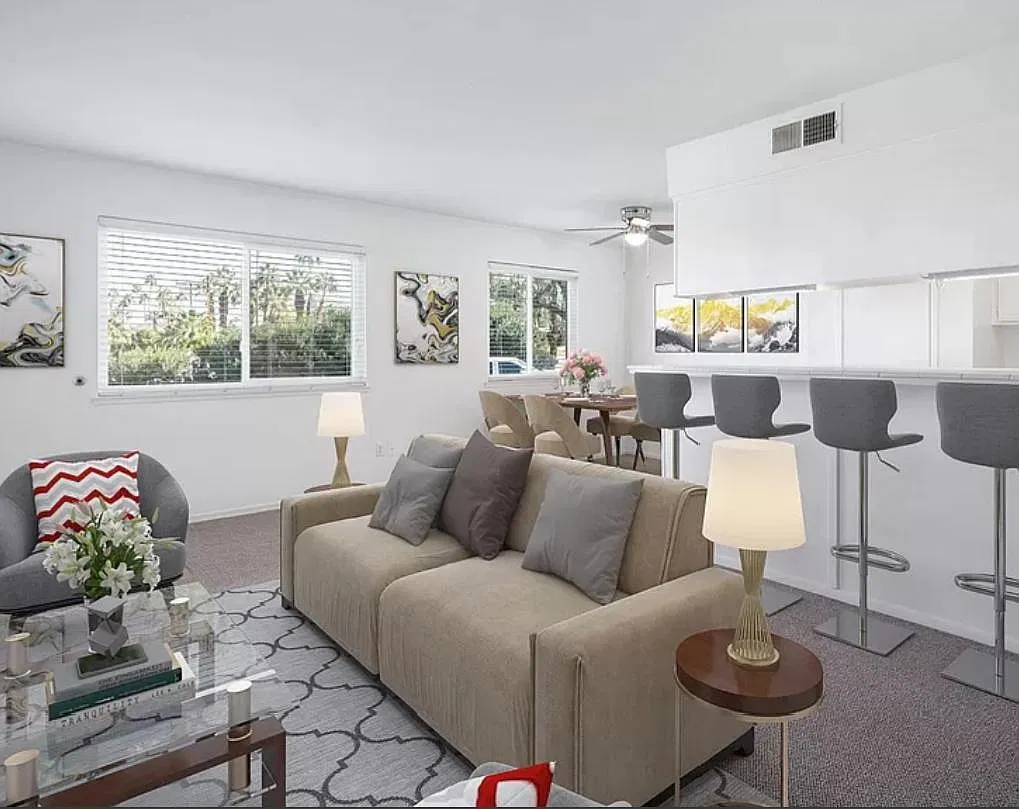 2 bed, 840 sqft, $2,100 — Photo 4