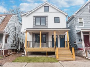 27 Mission St #1, Montclair, NJ 07042