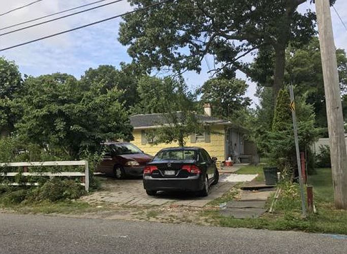 2nd image of 356 Cypress Dr