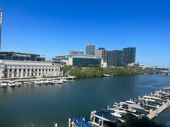 Water views from every room!