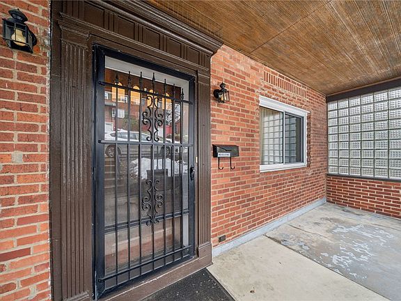 2nd image of 4813 Coleridge St