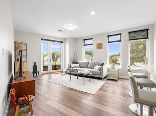 642 Main St UNIT 302, Wakefield, MA 01880